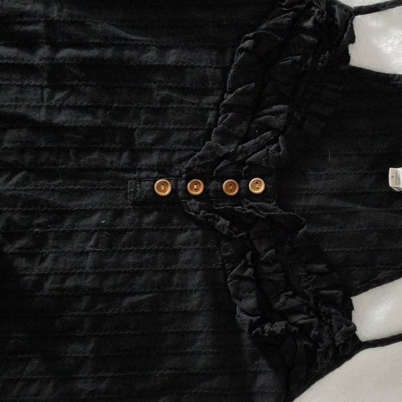 Black shirt - Picture 7 of 7